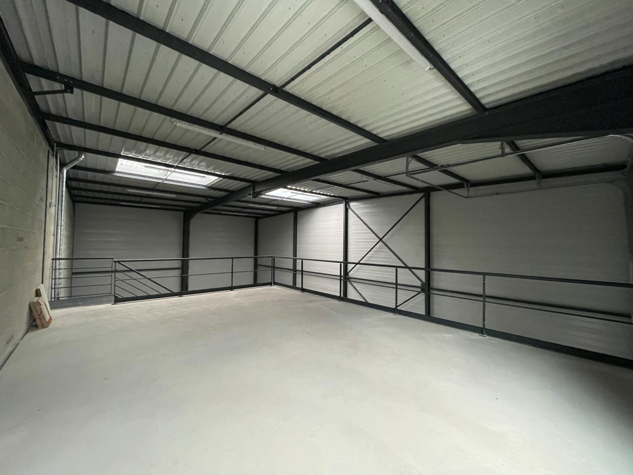 Local d'activité Vénissieux 272m² Vente local d'activité Vénissieux Rhône OVACT2428313 3